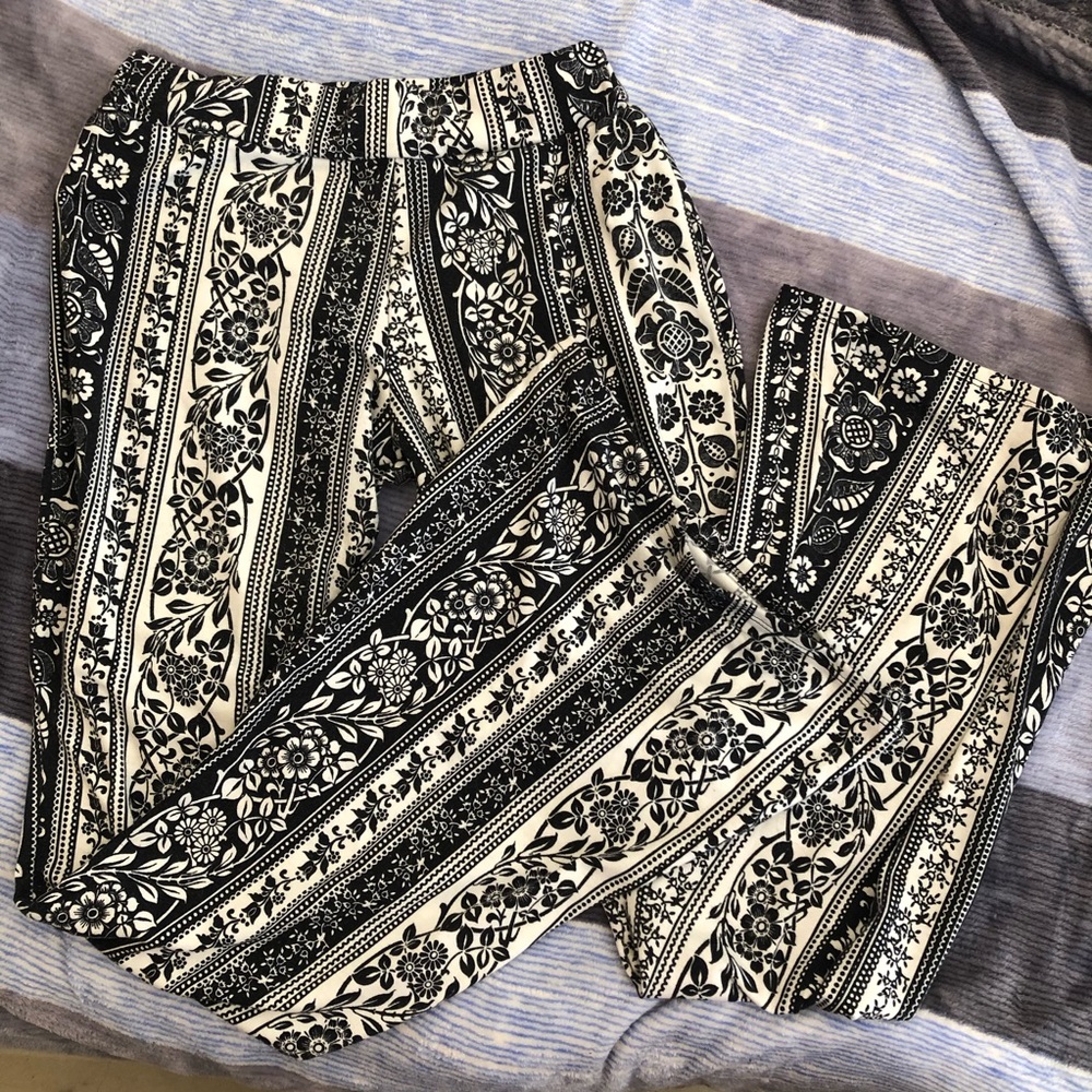 Black and White Palazzo Pants Size Medium